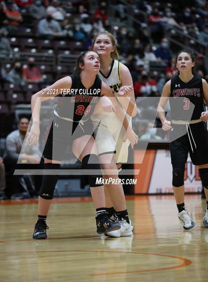Thumbnail 1 in Grantsville vs. Emery (UHSAA 3A Semifinal) photogallery.