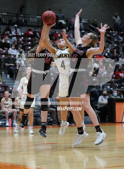 Thumbnail 1 in Grantsville vs. Emery (UHSAA 3A Semifinal) photogallery.