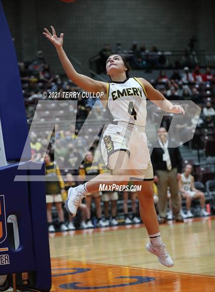 Thumbnail 1 in Grantsville vs. Emery (UHSAA 3A Semifinal) photogallery.