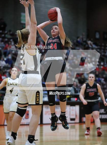Thumbnail 3 in Grantsville vs. Emery (UHSAA 3A Semifinal) photogallery.