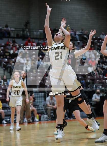 Thumbnail 2 in Grantsville vs. Emery (UHSAA 3A Semifinal) photogallery.