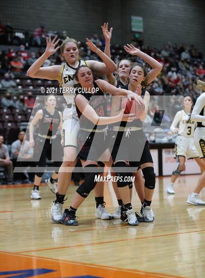 Thumbnail 2 in Grantsville vs. Emery (UHSAA 3A Semifinal) photogallery.
