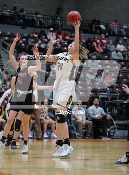 Thumbnail 1 in Grantsville vs. Emery (UHSAA 3A Semifinal) photogallery.