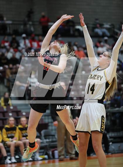 Thumbnail 1 in Grantsville vs. Emery (UHSAA 3A Semifinal) photogallery.