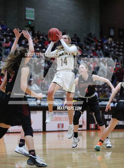 Thumbnail 1 in Grantsville vs. Emery (UHSAA 3A Semifinal) photogallery.