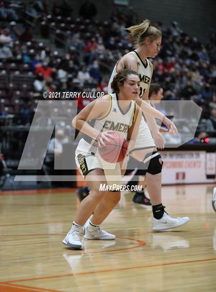 Thumbnail 1 in Grantsville vs. Emery (UHSAA 3A Semifinal) photogallery.