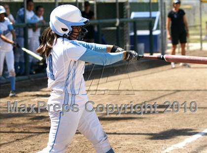 Thumbnail 2 in Frontier vs. Clovis North photogallery.