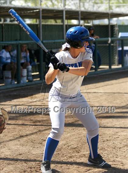 Thumbnail 3 in Frontier vs. Clovis North photogallery.