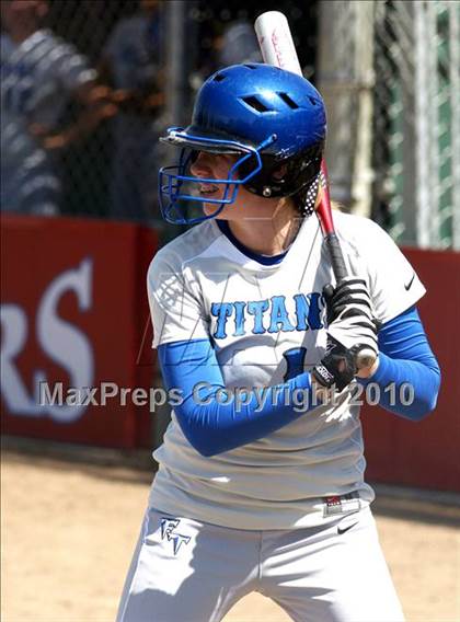 Thumbnail 2 in Frontier vs. Clovis North photogallery.