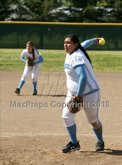 Thumbnail 1 in Frontier vs. Clovis North photogallery.
