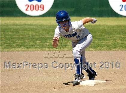 Thumbnail 2 in Frontier vs. Clovis North photogallery.