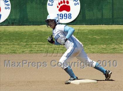 Thumbnail 2 in Frontier vs. Clovis North photogallery.