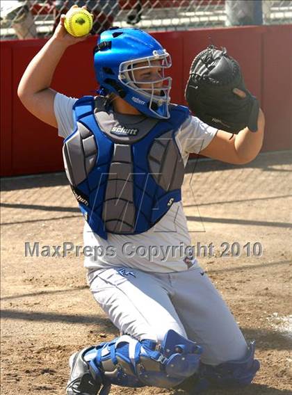 Thumbnail 3 in Frontier vs. Clovis North photogallery.