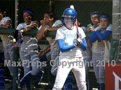 Thumbnail 1 in Frontier vs. Clovis North photogallery.