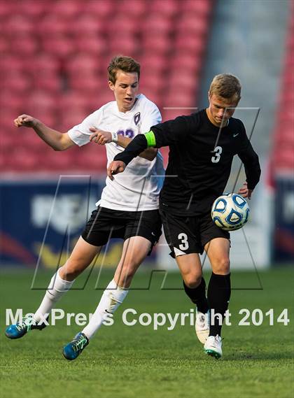 Thumbnail 2 in Riverton vs. Fremont (UHSAA 5A Final) photogallery.
