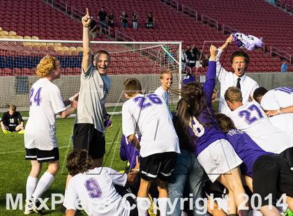 Thumbnail 3 in Riverton vs. Fremont (UHSAA 5A Final) photogallery.
