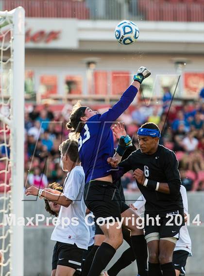Thumbnail 1 in Riverton vs. Fremont (UHSAA 5A Final) photogallery.