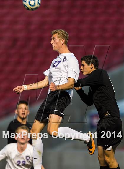 Thumbnail 1 in Riverton vs. Fremont (UHSAA 5A Final) photogallery.