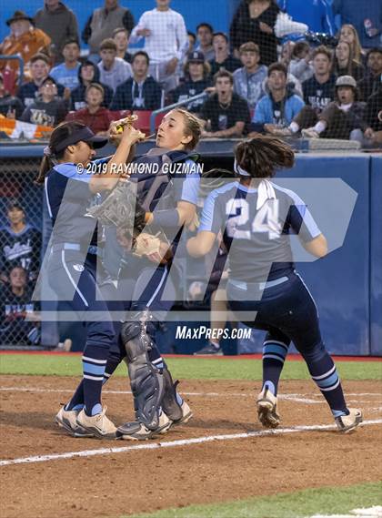 Thumbnail 2 in Stockdale vs. Bullard (CIF CS D1 Final) photogallery.
