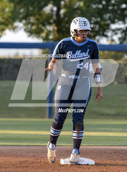 Thumbnail 2 in Stockdale vs. Bullard (CIF CS D1 Final) photogallery.