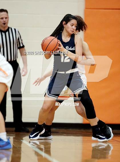 Thumbnail 1 in Richland vs Haltom photogallery.