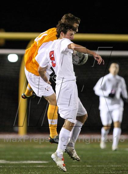 Thumbnail 2 in Fairport vs. Churchville-Chili (Section 5 Class AA Final) photogallery.