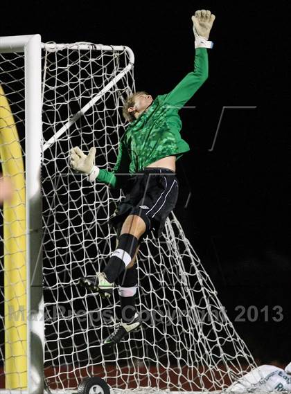 Thumbnail 3 in Fairport vs. Churchville-Chili (Section 5 Class AA Final) photogallery.