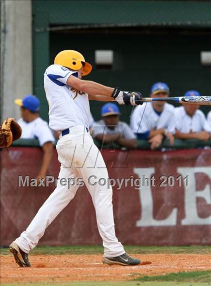 Thumbnail 3 in Langham Creek vs Channelview (Gary Herrington Invitational) photogallery.