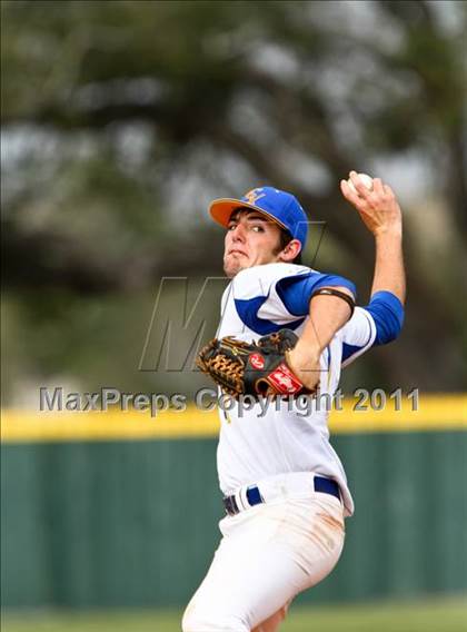 Thumbnail 1 in Langham Creek vs Channelview (Gary Herrington Invitational) photogallery.