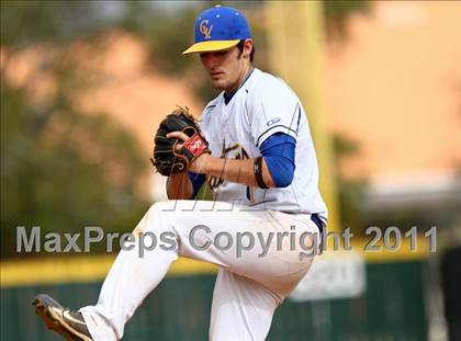 Thumbnail 2 in Langham Creek vs Channelview (Gary Herrington Invitational) photogallery.