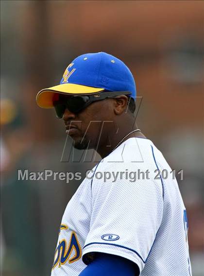 Thumbnail 2 in Langham Creek vs Channelview (Gary Herrington Invitational) photogallery.