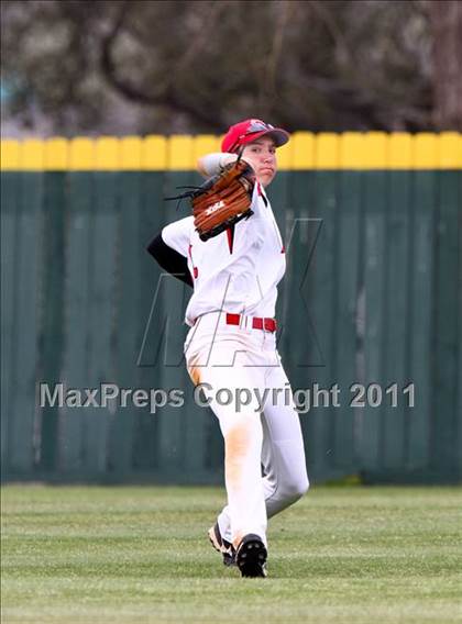 Thumbnail 3 in Langham Creek vs Channelview (Gary Herrington Invitational) photogallery.