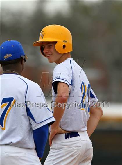 Thumbnail 2 in Langham Creek vs Channelview (Gary Herrington Invitational) photogallery.
