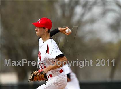 Thumbnail 2 in Langham Creek vs Channelview (Gary Herrington Invitational) photogallery.