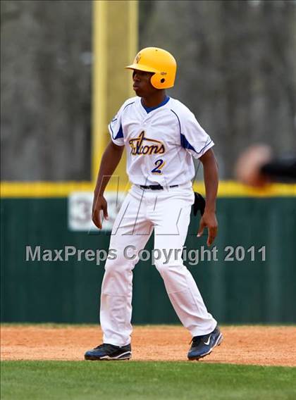 Thumbnail 2 in Langham Creek vs Channelview (Gary Herrington Invitational) photogallery.