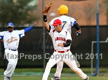 Thumbnail 3 in Langham Creek vs Channelview (Gary Herrington Invitational) photogallery.