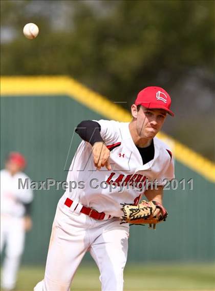 Thumbnail 2 in Langham Creek vs Channelview (Gary Herrington Invitational) photogallery.