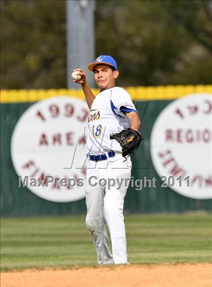 Thumbnail 1 in Langham Creek vs Channelview (Gary Herrington Invitational) photogallery.