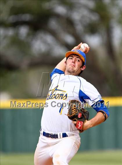 Thumbnail 3 in Langham Creek vs Channelview (Gary Herrington Invitational) photogallery.