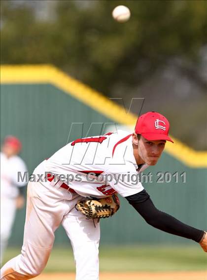 Thumbnail 3 in Langham Creek vs Channelview (Gary Herrington Invitational) photogallery.