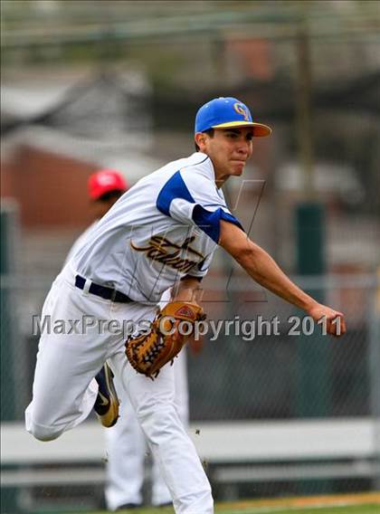 Thumbnail 2 in Langham Creek vs Channelview (Gary Herrington Invitational) photogallery.