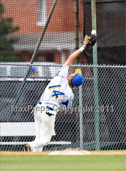 Thumbnail 3 in Langham Creek vs Channelview (Gary Herrington Invitational) photogallery.