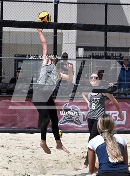 Thumbnail 3 in Capistrano Valley Christian vs. Crean Lutheran (CIF-SS D2 Final) photogallery.