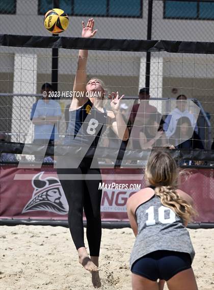 Thumbnail 2 in Capistrano Valley Christian vs. Crean Lutheran (CIF-SS D2 Final) photogallery.