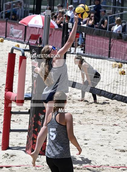 Thumbnail 2 in Capistrano Valley Christian vs. Crean Lutheran (CIF-SS D2 Final) photogallery.