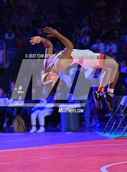 Thumbnail 3 in UIL 6A State Championships 106 lbv- 150 lb Finals photogallery.