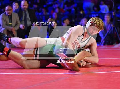 Thumbnail 3 in UIL 6A State Championships 106 lbv- 150 lb Finals photogallery.