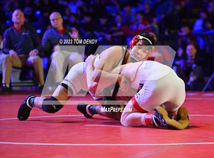 Thumbnail 3 in UIL 6A State Championships 106 lbv- 150 lb Finals photogallery.