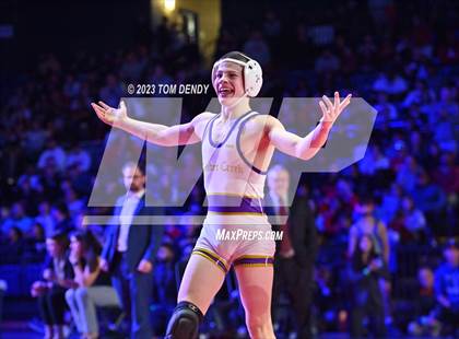 Thumbnail 2 in UIL 6A State Championships 106 lbv- 150 lb Finals photogallery.