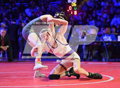 Thumbnail 2 in UIL 6A State Championships 106 lbv- 150 lb Finals photogallery.